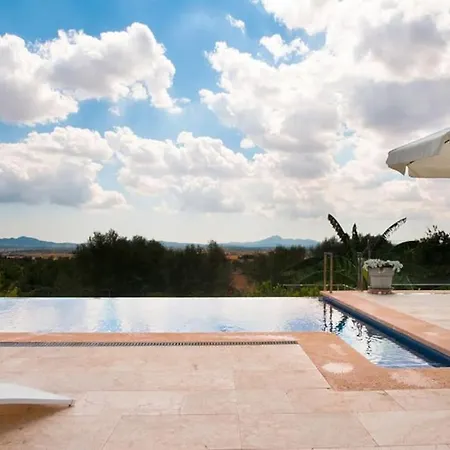 Finca Petra * بيترا